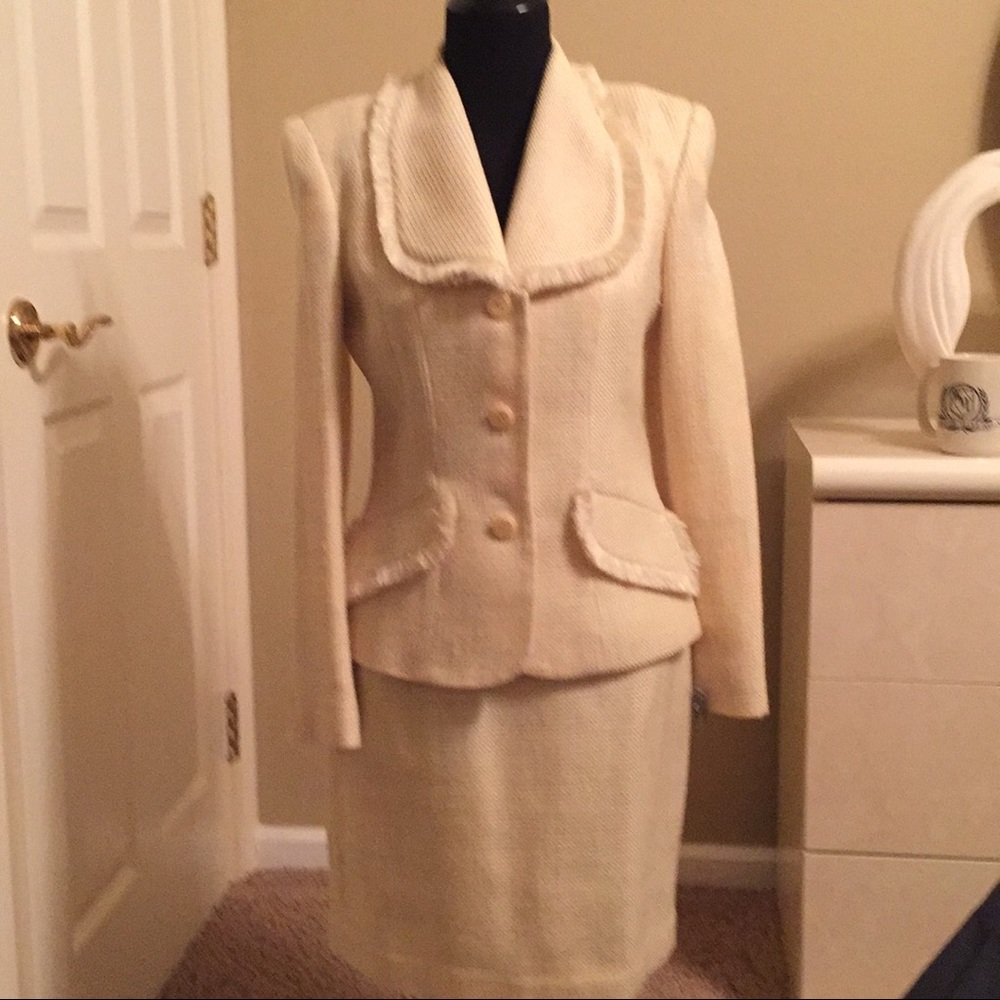 Designer Alberto Makali yellow skirt suit